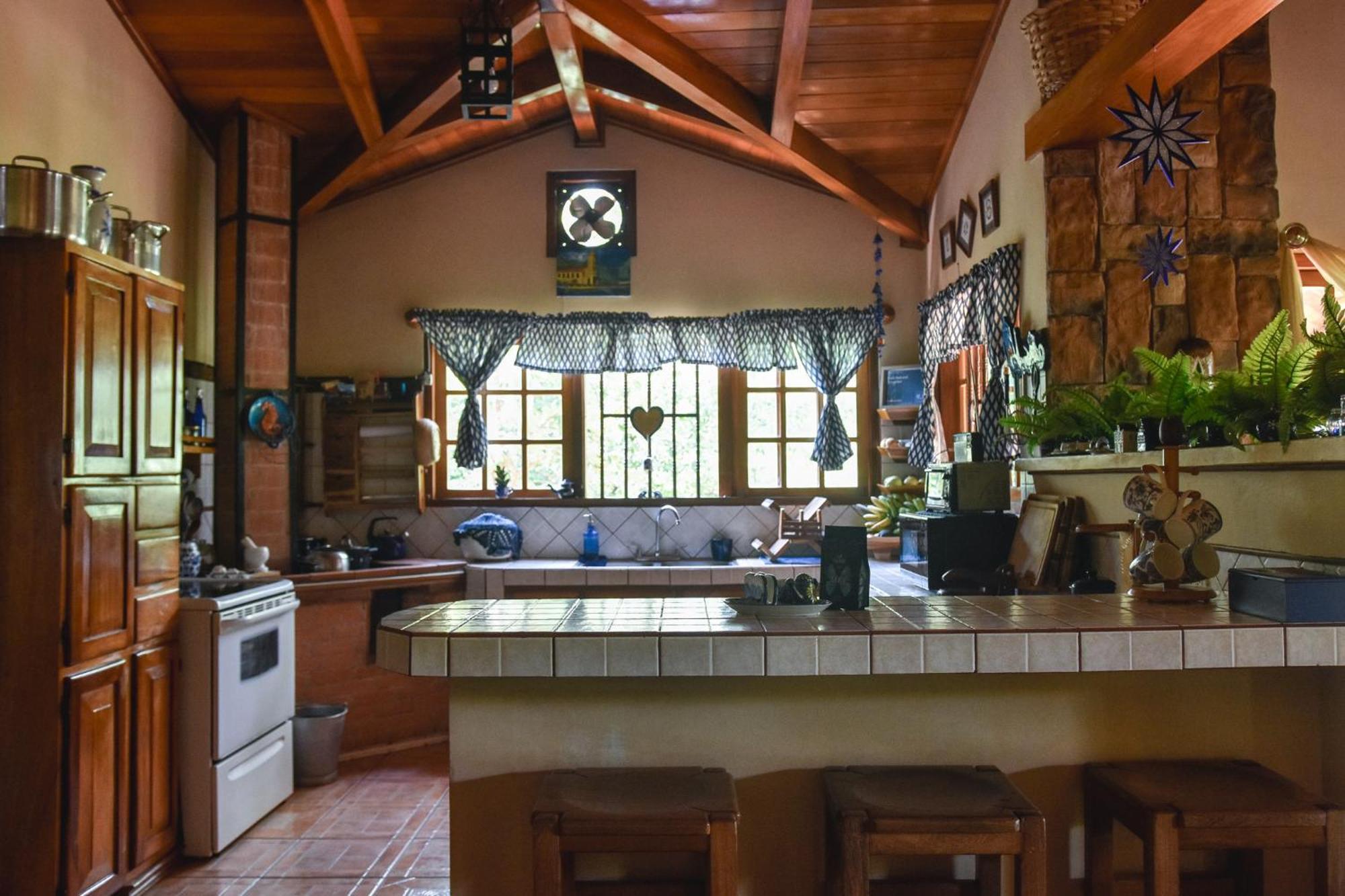 Casa Cora Bed And Breakfast Carmona ภายนอก รูปภาพ