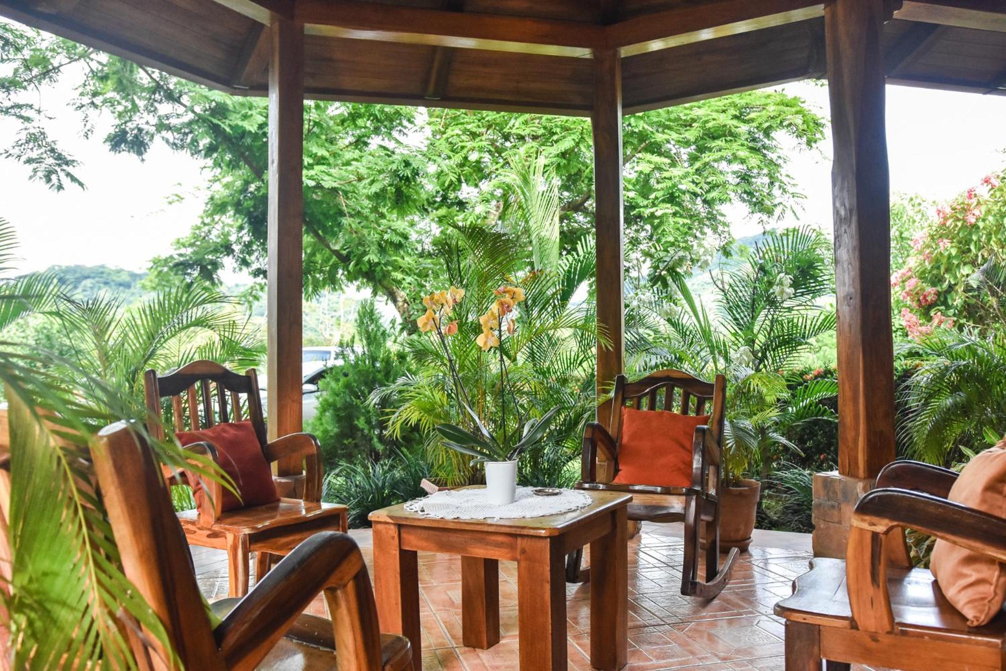 Casa Cora Bed And Breakfast Carmona ภายนอก รูปภาพ