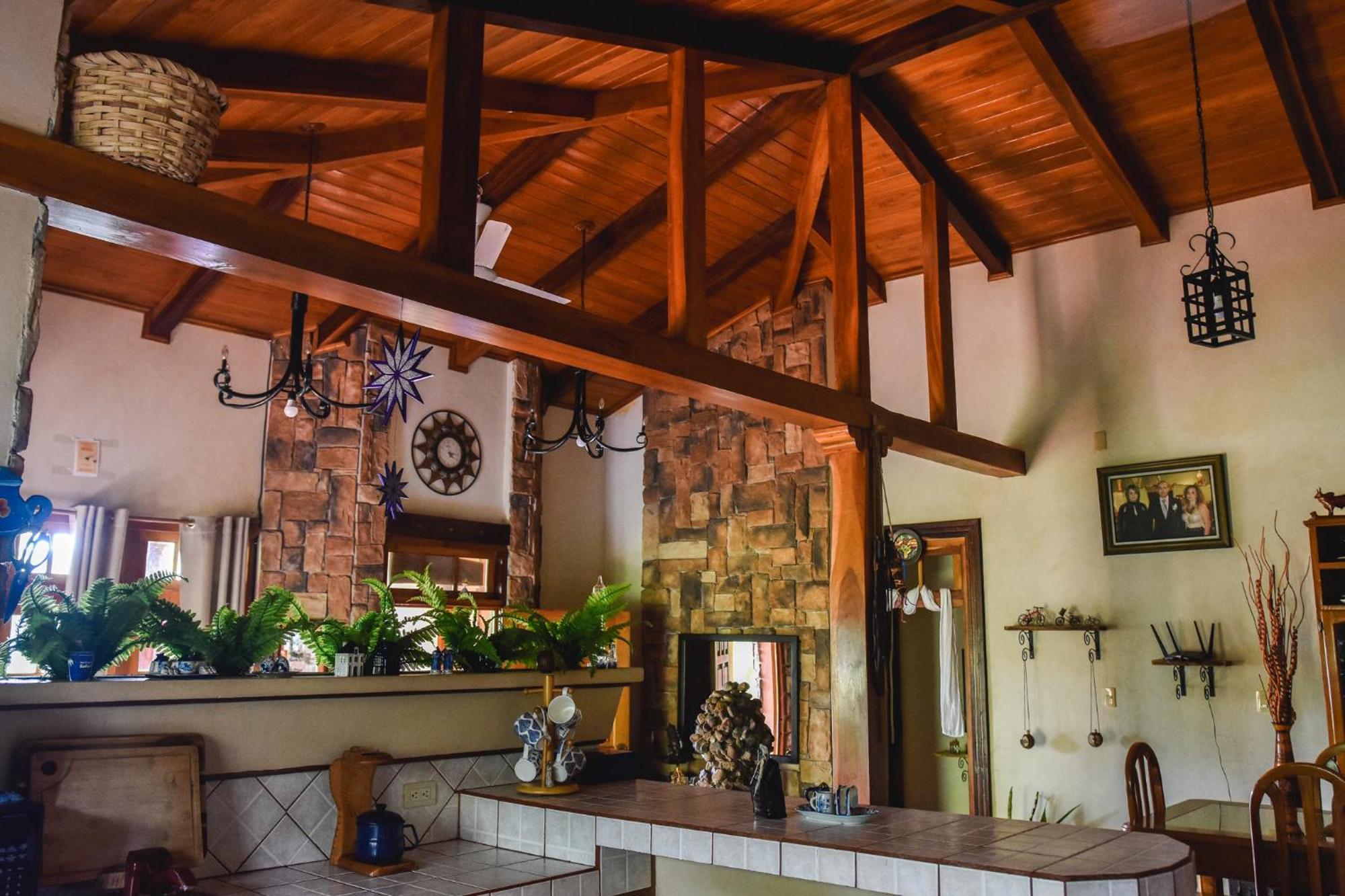 Casa Cora Bed And Breakfast Carmona ภายนอก รูปภาพ